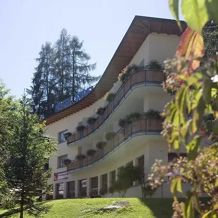 Strela By Mountain Szálloda 3*